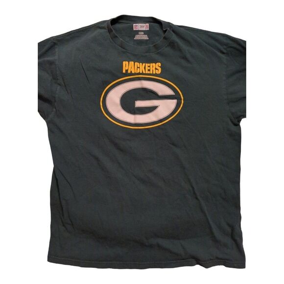 Green Bay Packers t-shirts Large NFL Team Apparel Football Aaron Rodgers #12 - Picture 1 of 5